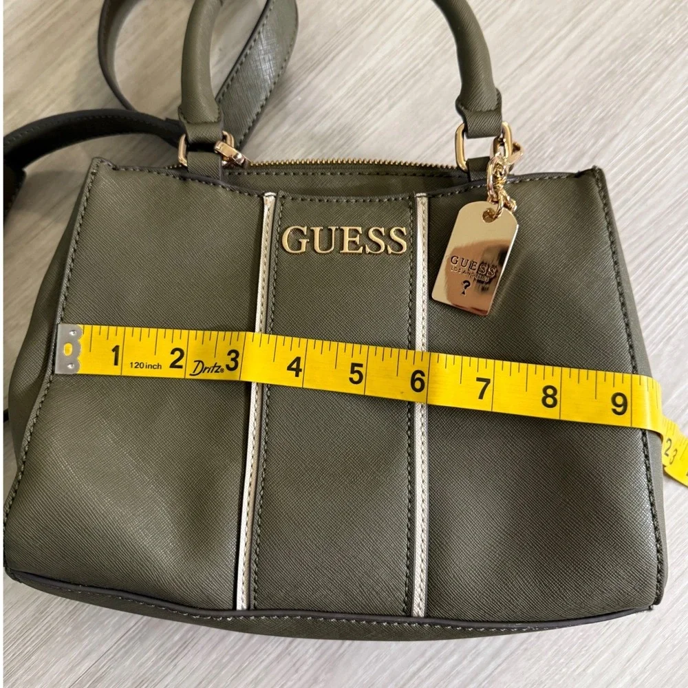 Guess los angeles